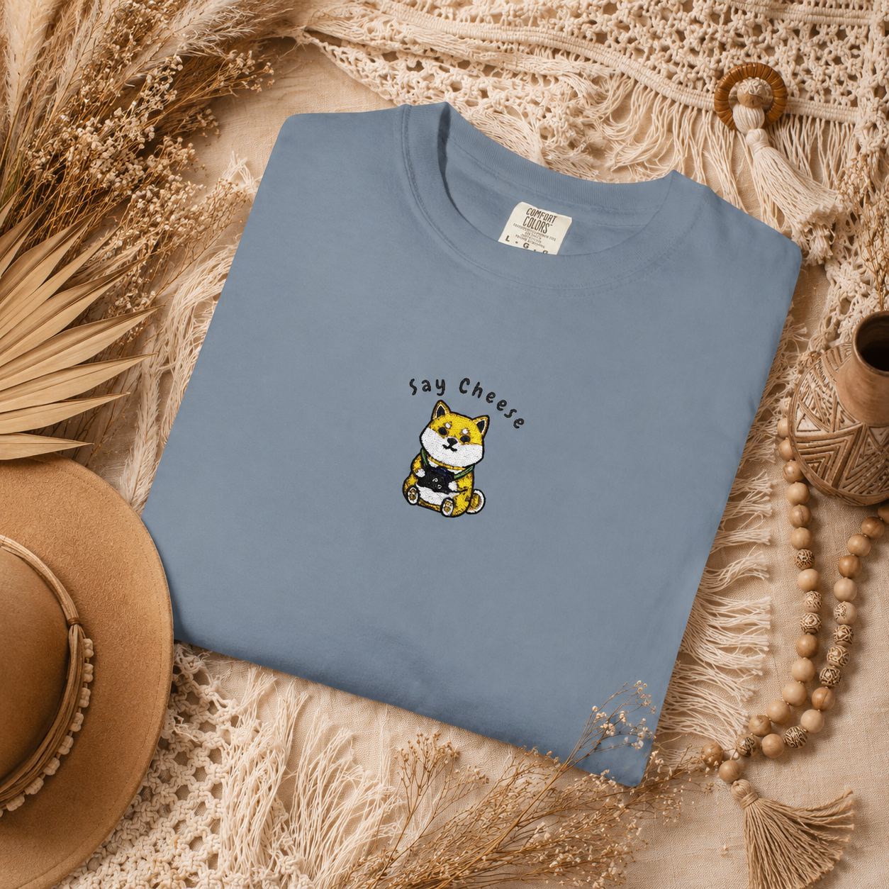 📸Embroidered T-shirts🧵